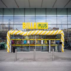 MERKUR becomes Billa Plus - Change of a leading retail brand - REWE International with Schütze Public Results