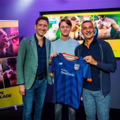 Quest for authenticity and style - Philips with Omnicom PR Group NL in collaboration with Philips, OMD and Team Gullit