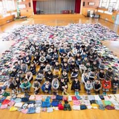 UNIQLO - The Power of Clothing Project - UNIQLO with 
